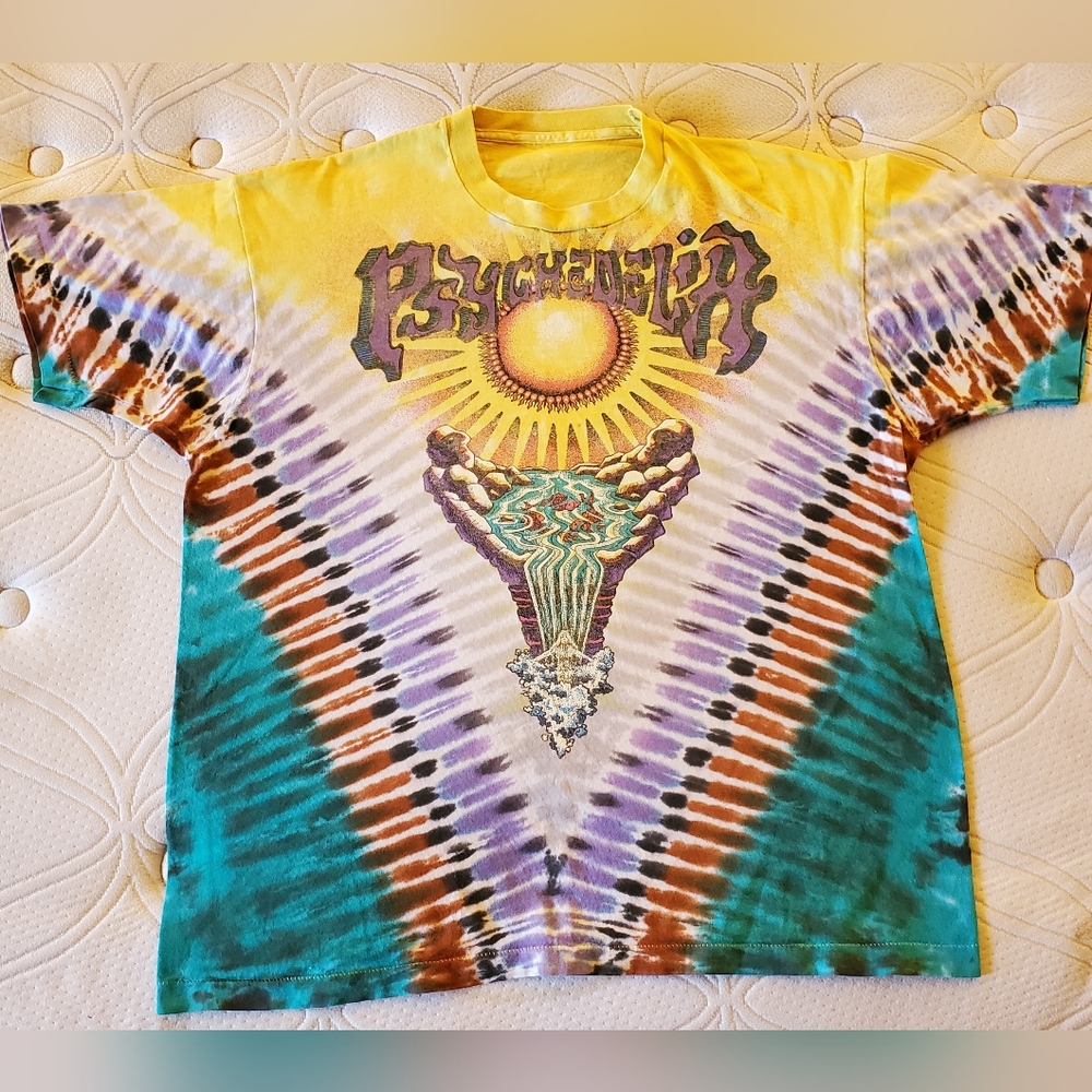 Liquid Blue tie dye shirt
